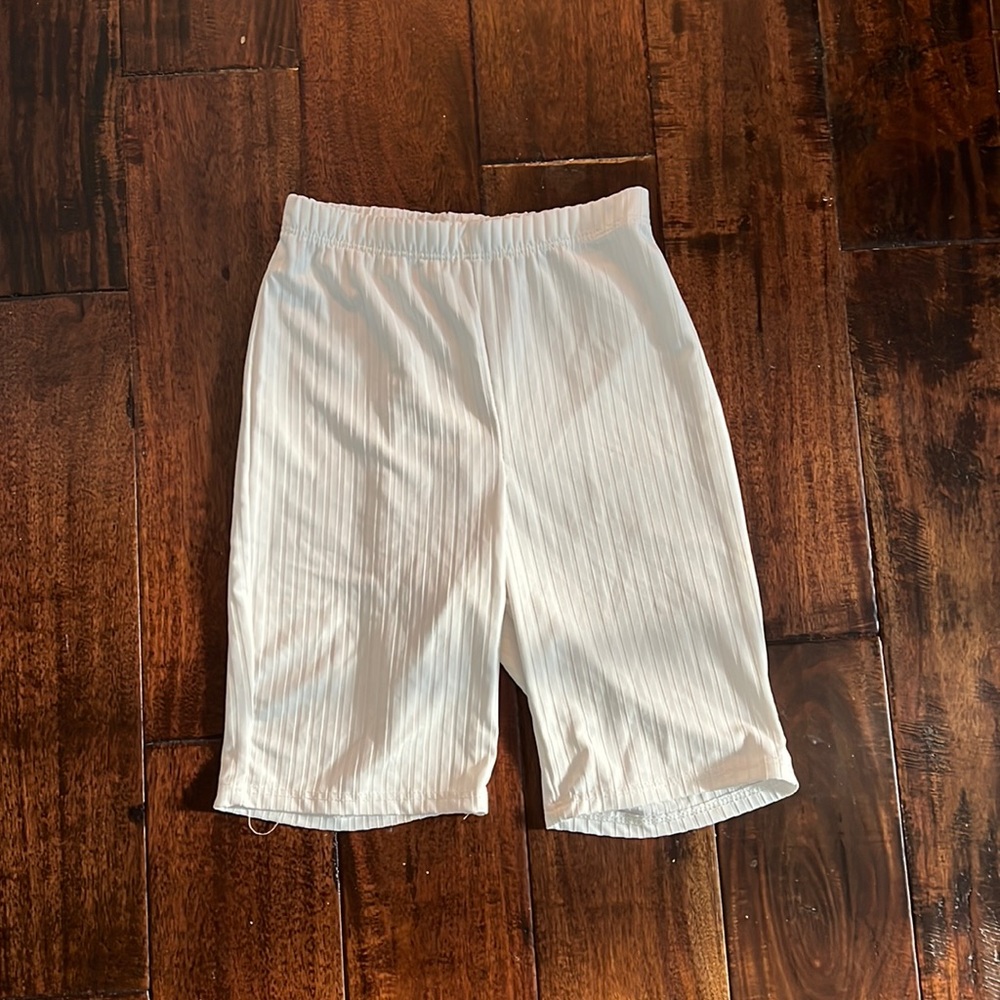 White leggings shorts
